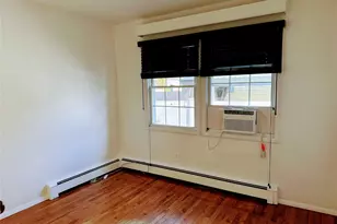 7 Grange St, Huntington, NY 11743 - Photo 15