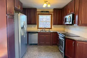 7 Grange St, Huntington, NY 11743 - Photo 7