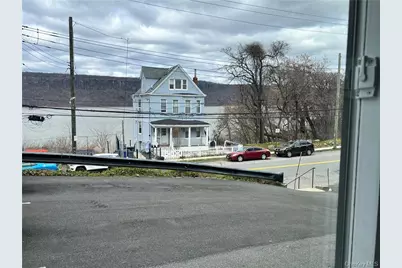 790 Warburton Avenue #E, Yonkers, NY 10701 - Photo 17