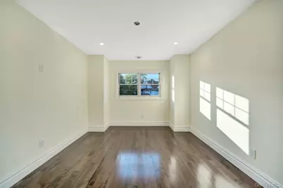 47 E. Cherry Street, Hicksville, NY 11801 - Photo 21