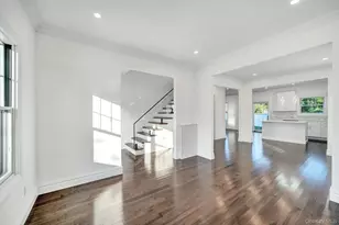 47 E Cherry St, Hicksville, NY 11801 - Photo 17