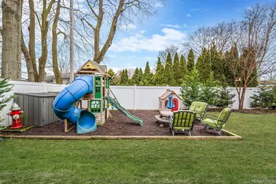 68 Elder Drive, Commack, NY 11725 - Photo 7