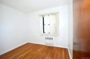 130-04 130th St, Ozone Park, NY 11420 - Photo 15