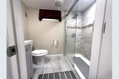 7 Clarissa Drive, Hicksville, NY 11801 - Photo 13