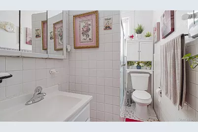 1659 Decatur Street, Ridgewood, NY 11385 - Photo 17