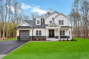 377 Tyler Ave, Miller Place, NY 11764 - Photo 3