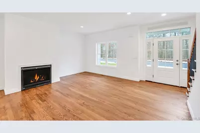 377 Tyler Avenue, Miller Place, NY 11764 - Photo 17