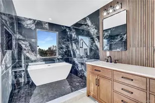 12 Dahlia Ln, Wantagh, NY 11793 - Photo 31