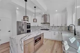 12 Dahlia Ln, Wantagh, NY 11793 - Photo 13