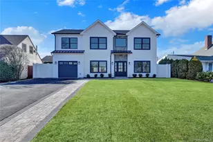 12 Dahlia Ln, Wantagh, NY 11793 - Photo 3