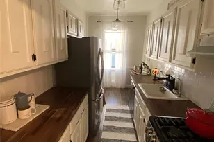 141 Wyckoff Pl, Woodmere, NY 11598 - Photo 19