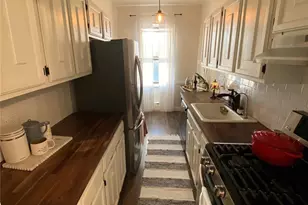 141 Wyckoff Pl, Woodmere, NY 11598 - Photo 17