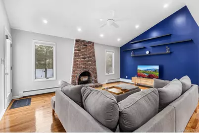 49 Fairfield Drive, Dix Hills, NY 11746 - Photo 3