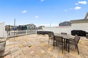 1137 Washington Pl, Baldwin, NY 11510 - Photo 7