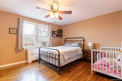 135 Hilltop Acres #135, Yonkers, NY 10704 - Photo 13