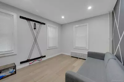 10 Everett Street, New Rochelle, NY 10801 - Photo 9