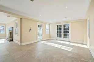 89 Mill River Rd, Upper Brookville, NY 11771 - Photo 11