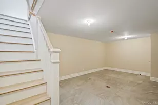 89 Mill River Rd, Upper Brookville, NY 11771 - Photo 27