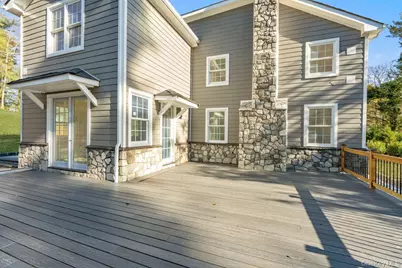 89 Mill River Road, Upper Brookville, NY 11771 - Photo 35