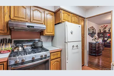 135-15 63rd Avenue, Flushing, NY 11367 - Photo 7