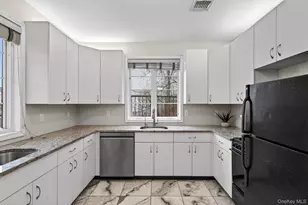 2 Kerestier Ct, Monroe, NY 10950 - Photo 9