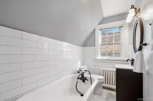 9 Lockwood Rd, Scarsdale, NY 10583 - Photo 21