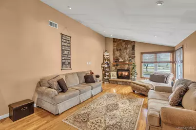 1044 Commack Road, Dix Hills, NY 11746 - Photo 9