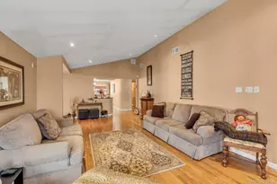 1044 Commack Rd, Dix Hills, NY 11746 - Photo 11