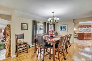 1044 Commack Rd, Dix Hills, NY 11746 - Photo 13