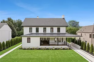 132 Arthur St, Garden City, NY 11530 - Photo 31