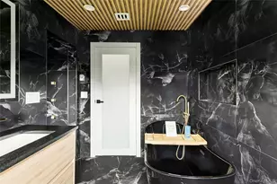 132 Arthur St, Garden City, NY 11530 - Photo 25