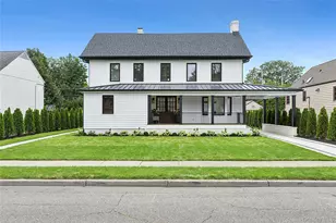 132 Arthur St, Garden City, NY 11530 - Photo 31