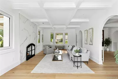 132 Arthur Street, Garden City, NY 11530 - Photo 3