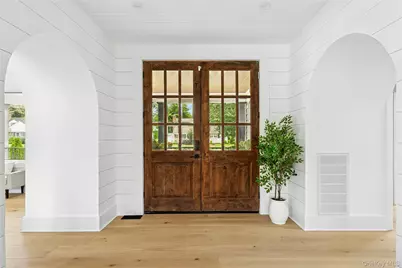 132 Arthur Street, Garden City, NY 11530 - Photo 5