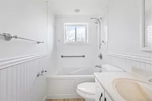 15 Shore Dr, Mastic Beach, NY 11951 - Photo 11