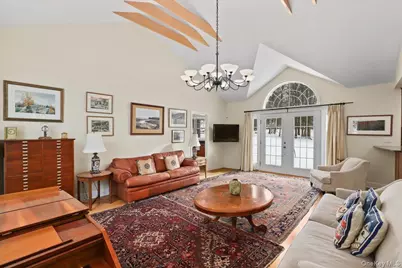 28 Cradle Rock Road, Pound Ridge, NY 10576 - Photo 9