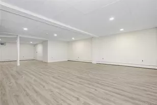 20 Rolling Dr, Brookville, NY 11545 - Photo 45