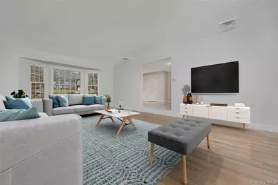 20 Rolling Drive, Brookville, NY 11545 - Photo 9