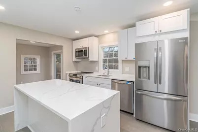 970 Village Lane, Mattituck, NY 11952 - Photo 11