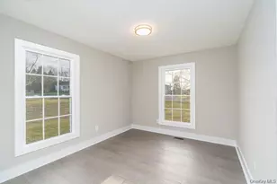 970 Village Ln, Mattituck, NY 11952 - Photo 17