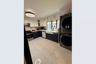 65 Prince Lane, Westbury, NY 11590 - Photo 3