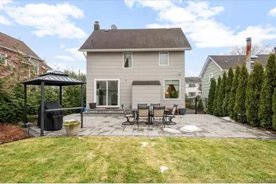 112 Longworth Avenue, Woodmere, NY 11598 - Photo 25