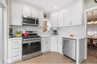 112 Longworth Avenue, Woodmere, NY 11598 - Photo 9