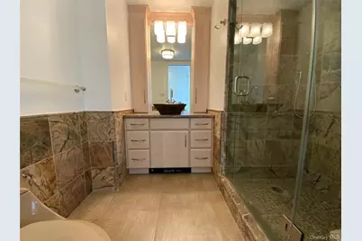 27010 Grand Central Parkway #32O, Floral Park, NY 11005 - Photo 15