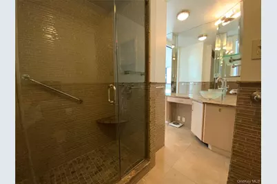 27010 Grand Central Parkway #32O, Floral Park, NY 11005 - Photo 21