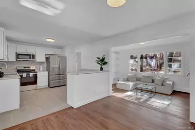 57 Middle Island Road, Medford, NY 11763 - Photo 5