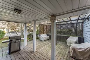 16 8th St, Carle Place, NY 11514 - Photo 21