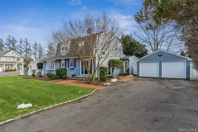 16 Eighth Street, Carle Place, NY 11514 - Photo 17