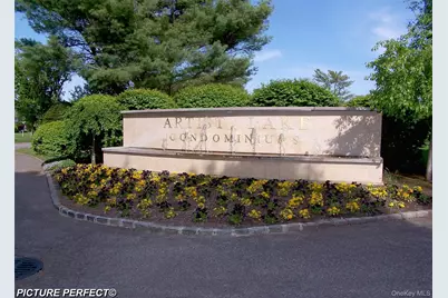 89 Artist Lake Drive, Middle Island, NY 11953 - Photo 7