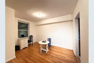 142-05 Roosevelt Avenue #519, Flushing, NY 11354 - Photo 3